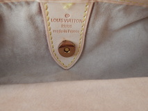 Louis Vuitton Monogram Canvas Galliera GM M56381 Includes Dust Cover & Manufacturers Date Code